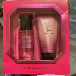 Victoria's Secret Pure Seduction 2 Piece Mini Mist & Lotion Gift Set